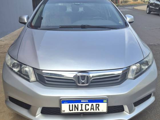 HONDA CIVIC 1.8 LXS 16V FLEX 4P AUTOMÁTICO